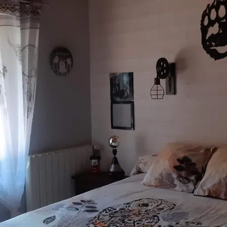 בית נופש Maison Proche De La Nature Querigut